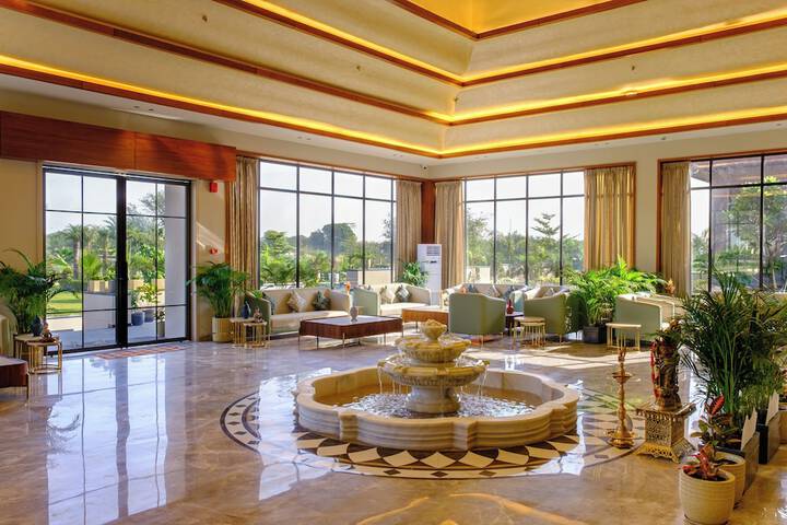 Hotel Interior 8 of 81