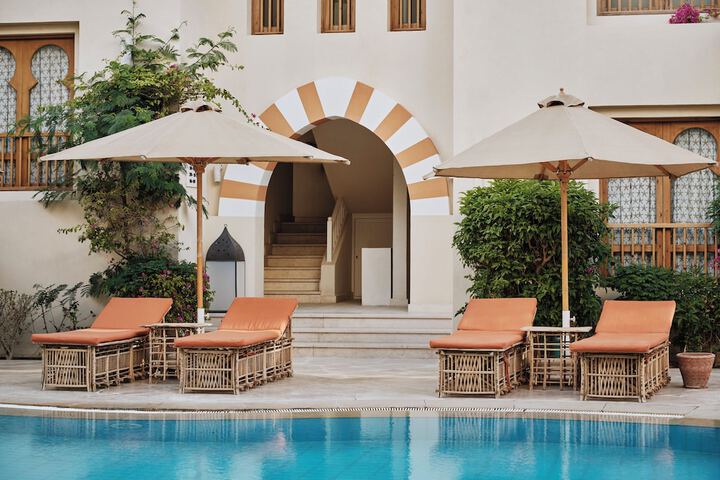 Pool Hotel
