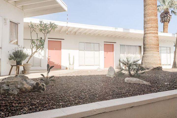 Hotel Exterior 73 of 85