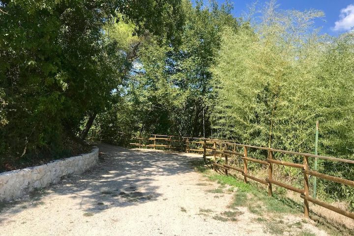 Property Grounds 52 of 60