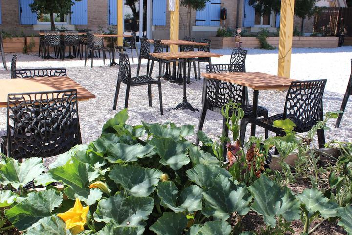Hôtel Restaurant Les Saladelles in Arles