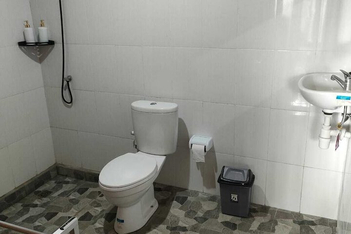 Room 8 of 15