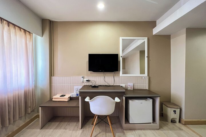Room 12 of 41
