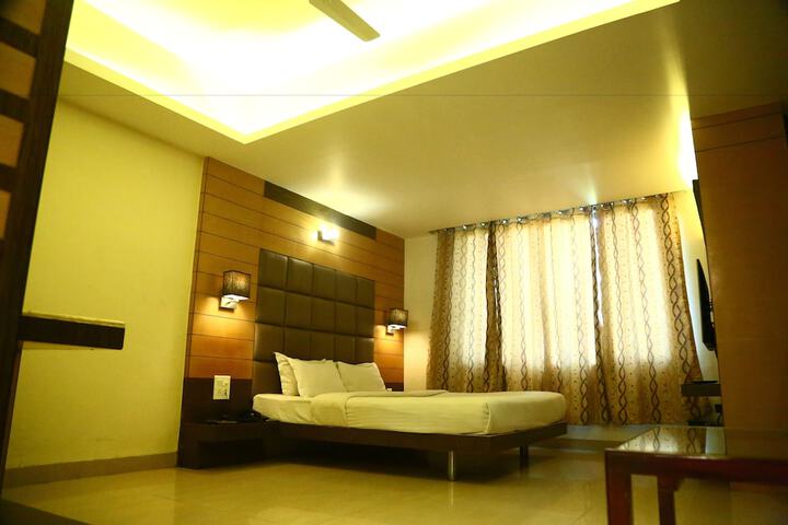 Room 6 of 29