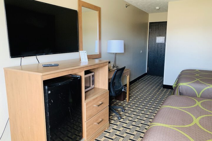 Room 18 of 62