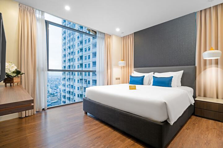 Room 30 of 203