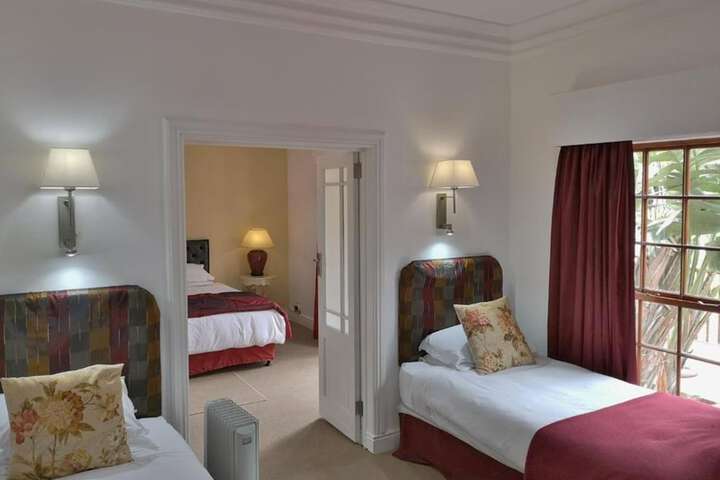 Room 14 of 61