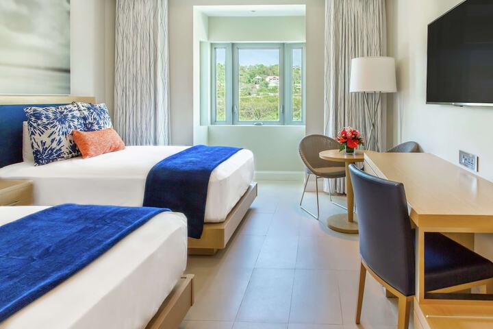 Room 21 of 104