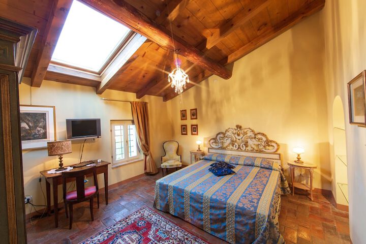 Room 20 of 44