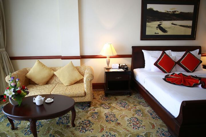 Room 16 of 61
