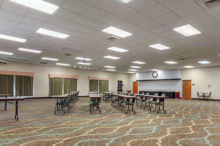 Meeting facility