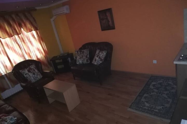 Room 32 of 54