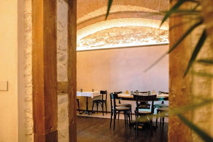 Dining 208 of 222