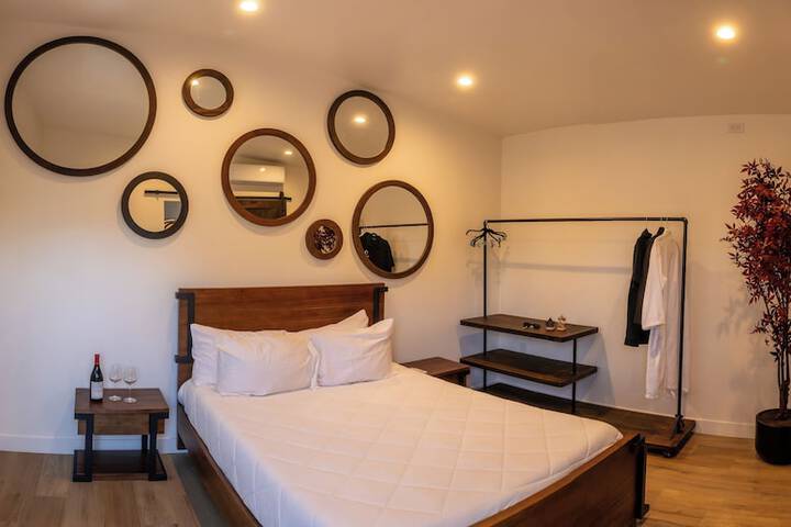 Room 4 of 39