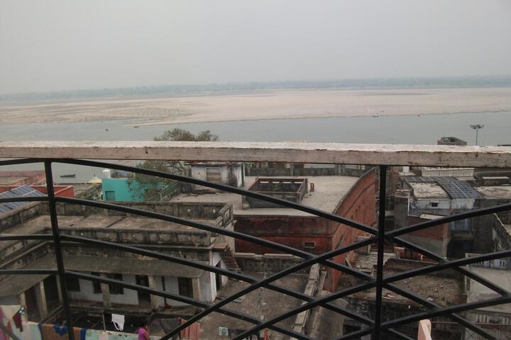 Hotel Shanti Palace