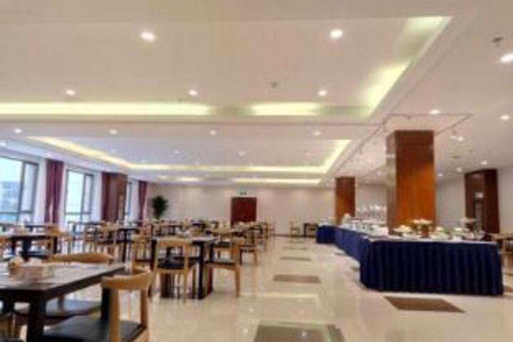 Golden Bay Resort Hotel