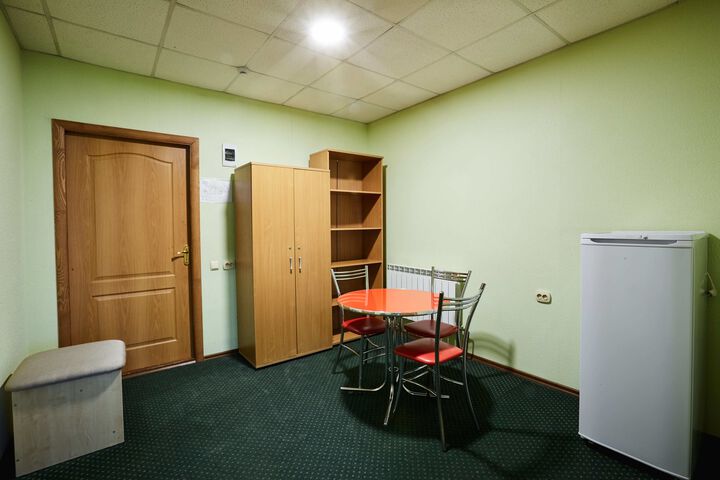 Room 24 of 68