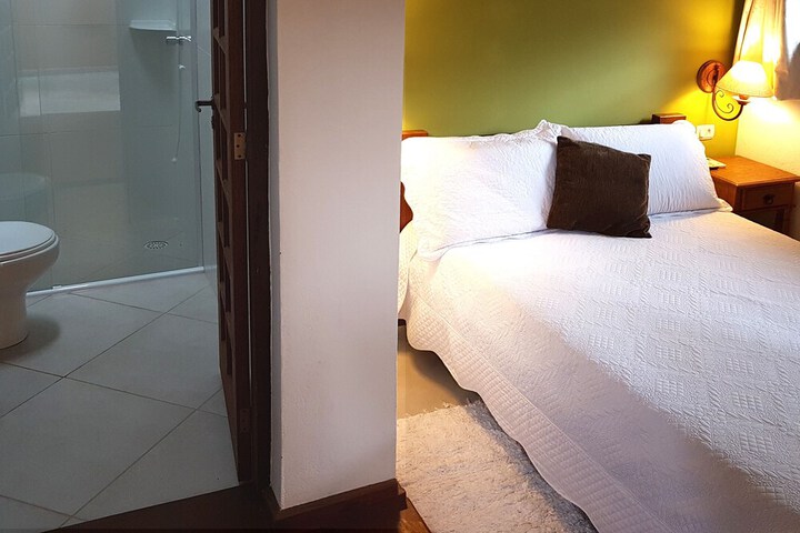 Room 12 of 61