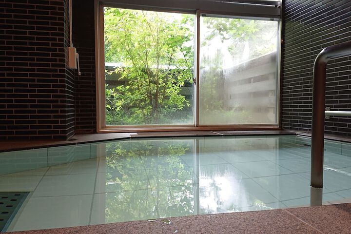 Room 8 of 45