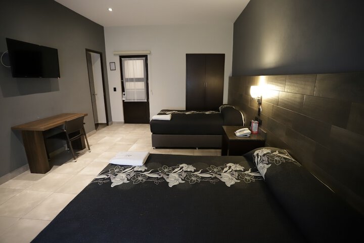Room 26 of 54