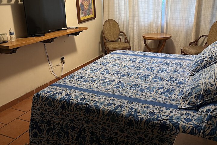 Room 5 of 39