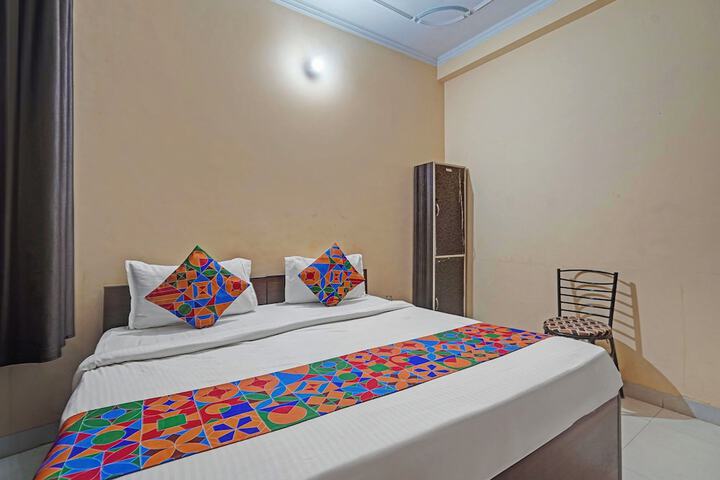 Room 16 of 26