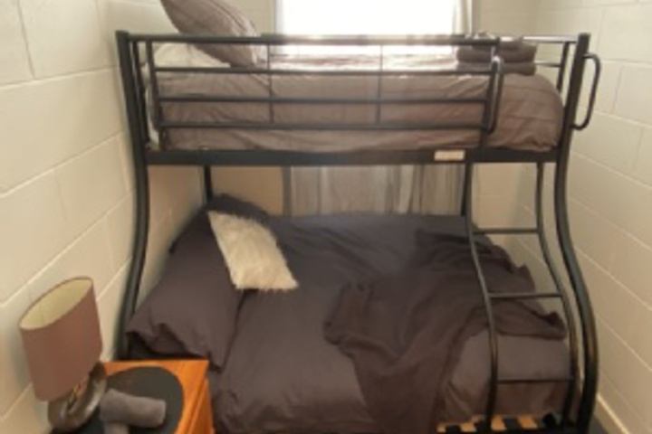 Room 69 of 204