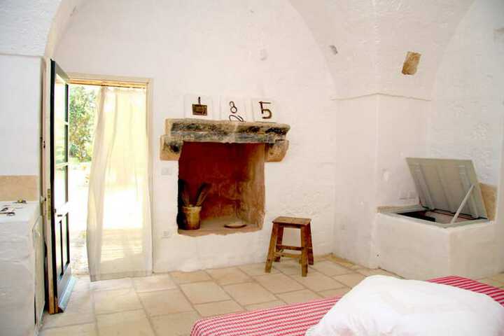 Room 5 of 81