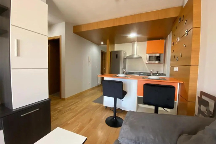 Room 2 of 15