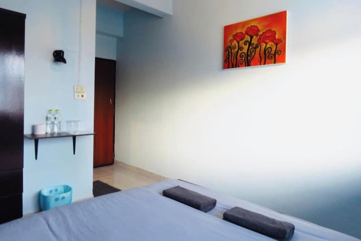 Room 14 of 50