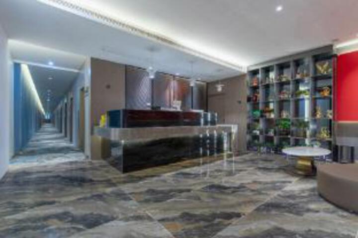 Tuke Light Hotel (Liangcheng Park Branch North Station Road, Shanghai)