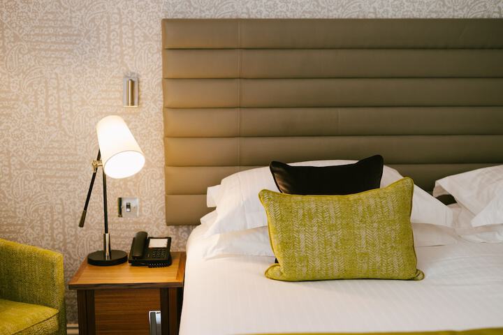 Room 8 of 39