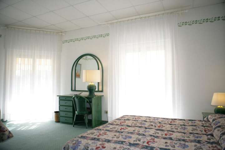 Room 14 of 44