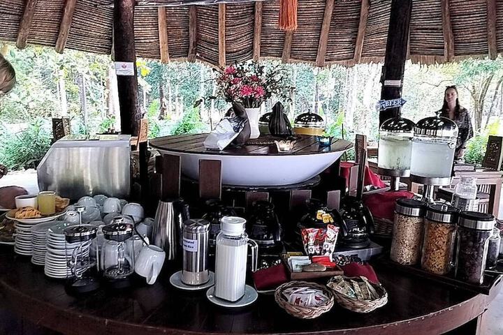 Breakfast/Coffee Service 36 of 58