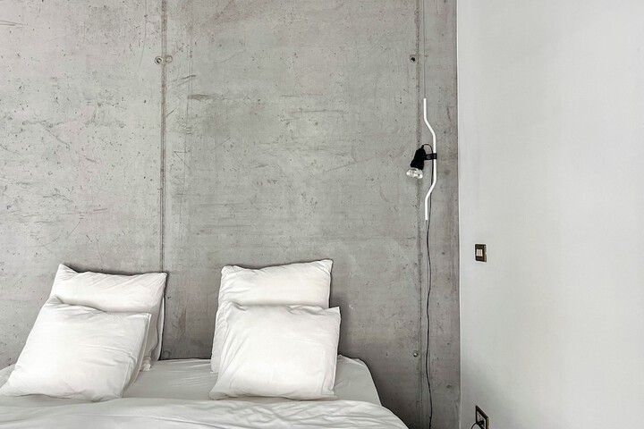 Room 6 of 37