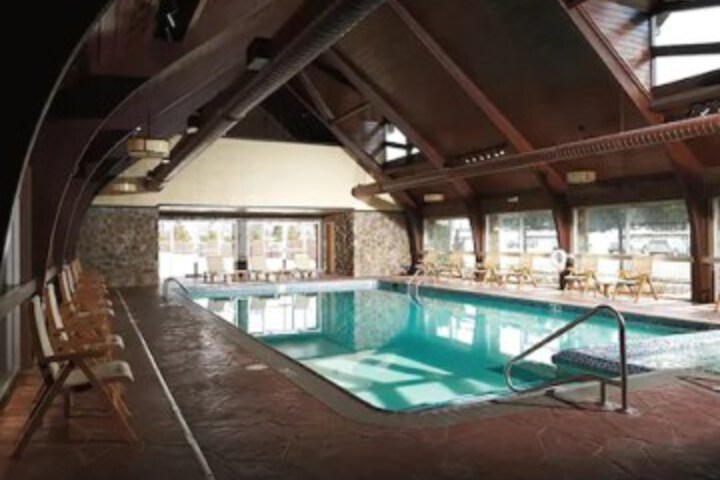Pool 12 of 30
