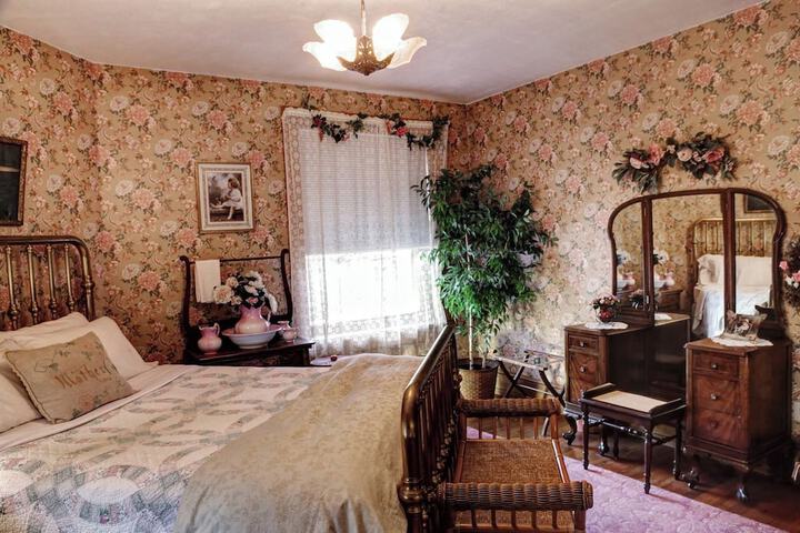 Room 34 of 95