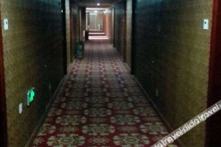 Hotel Interior 20 of 34