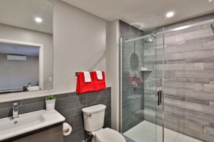 Room 4 of 26