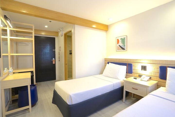 Room 36 of 81