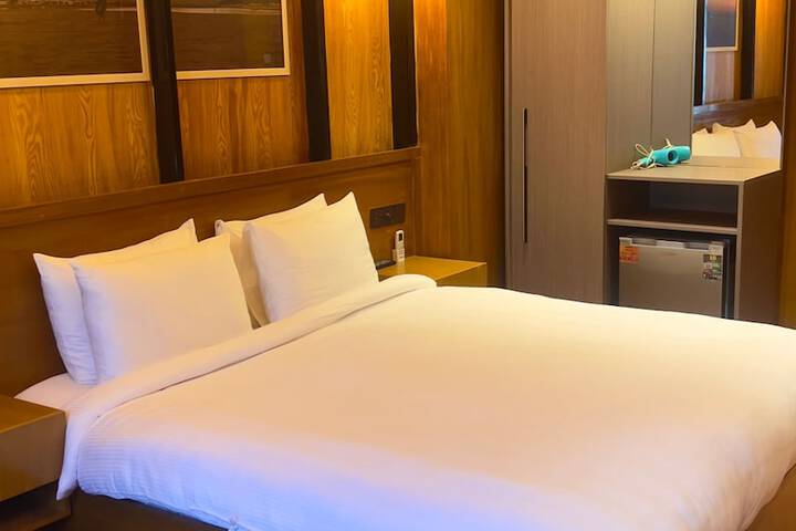 Room 10 of 39