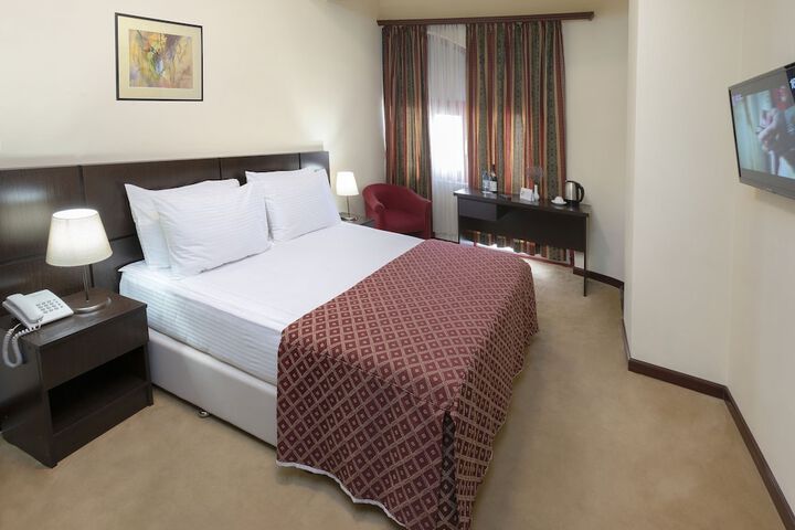 Room 14 of 45