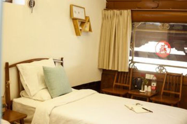 Room 20 of 42