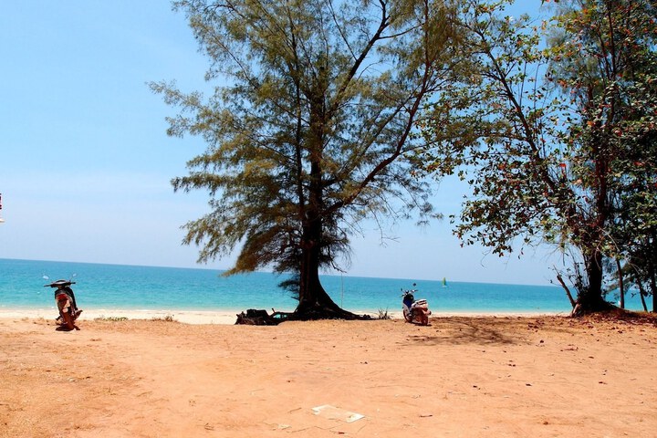 Beach 40 of 63