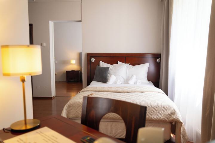 Room 31 of 48