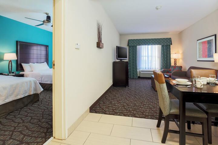 Room 3 of 33