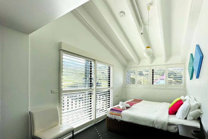 Room 3 of 39