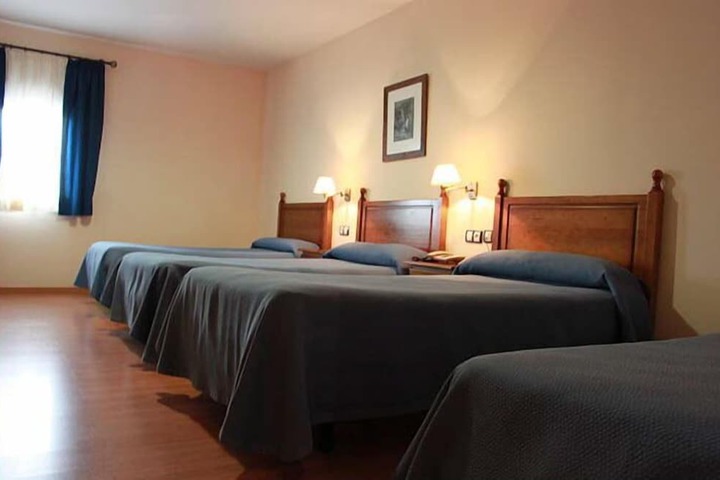Room 16 of 53