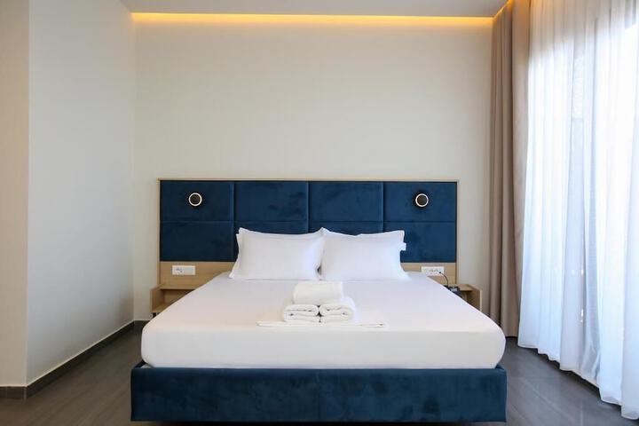 Room 79 of 109