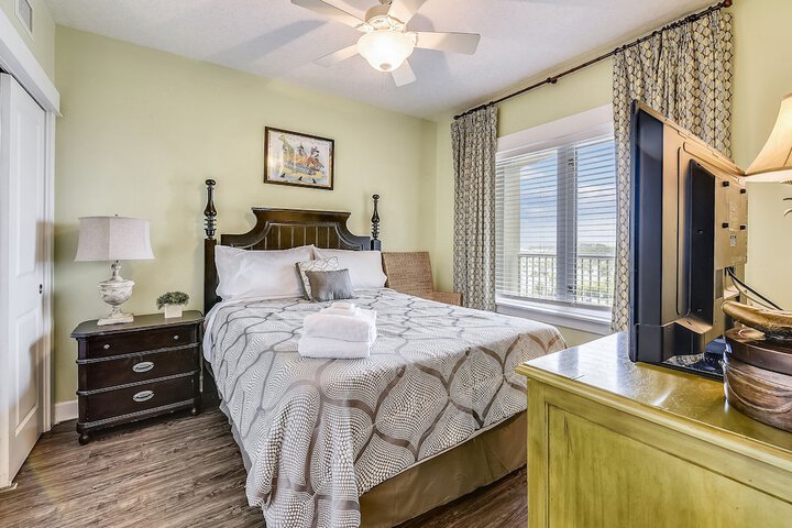Room 74 of 308